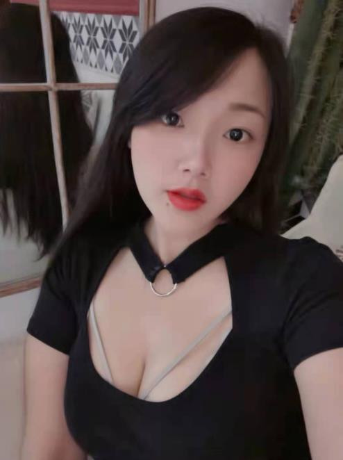 体育西丰满琴儿